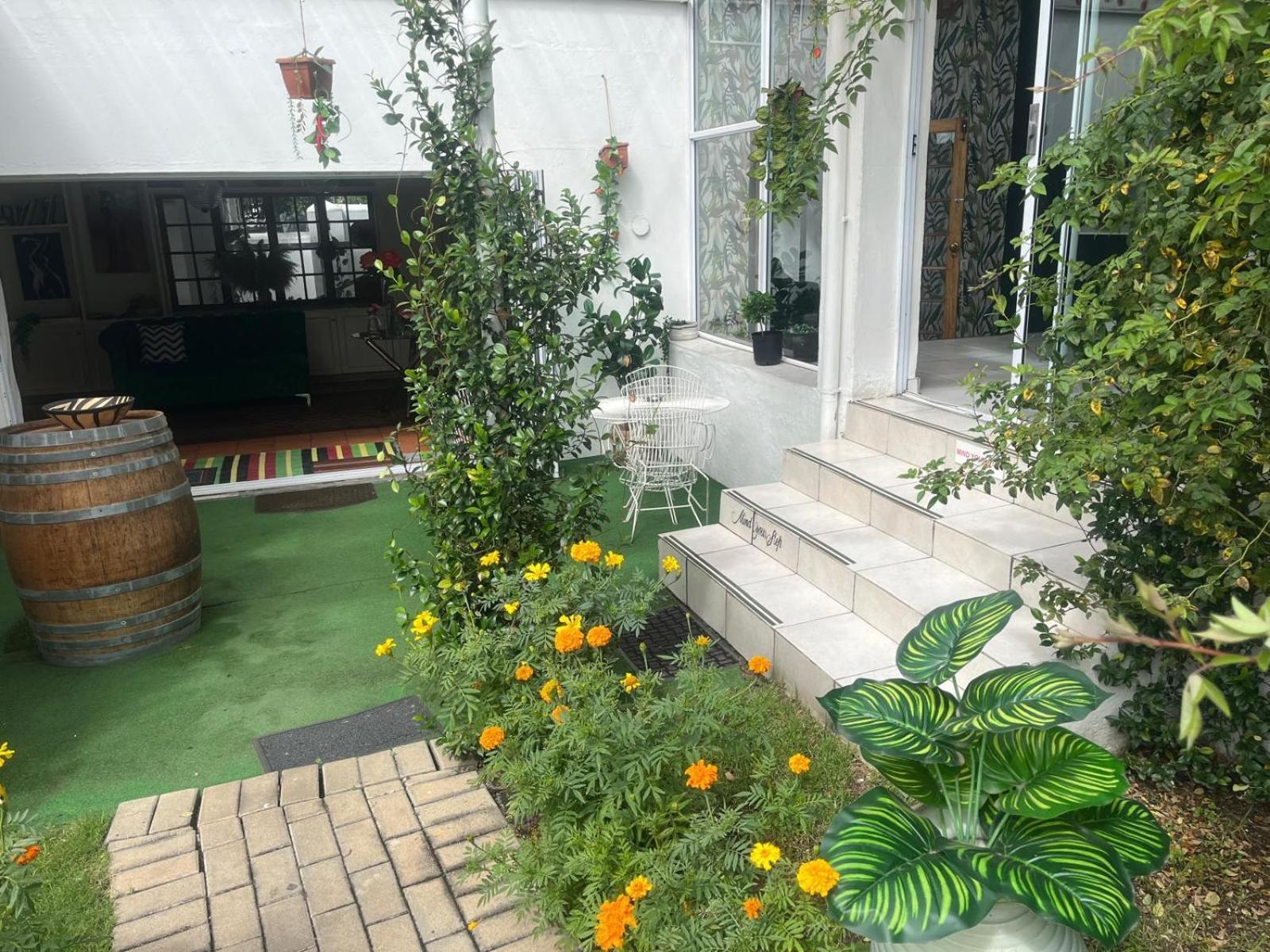 Muco Guest House โจฮันเนสเบิร์ก ภายนอก รูปภาพ